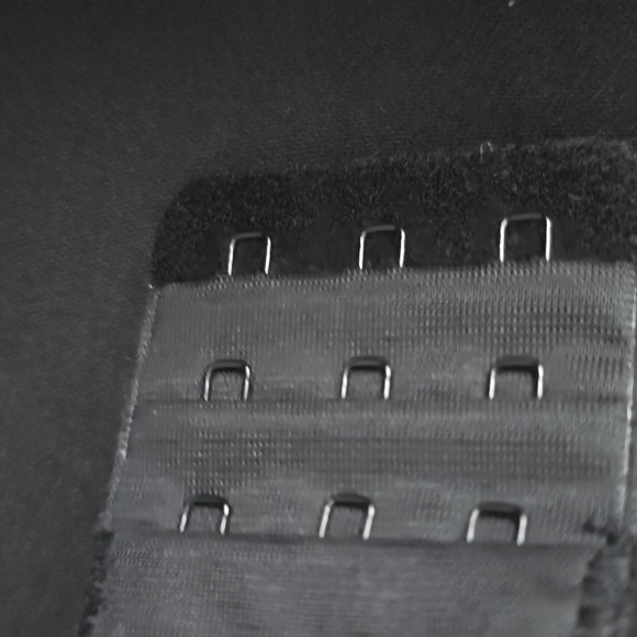 3 wireless bra's 36DD - Picture 5 of 12